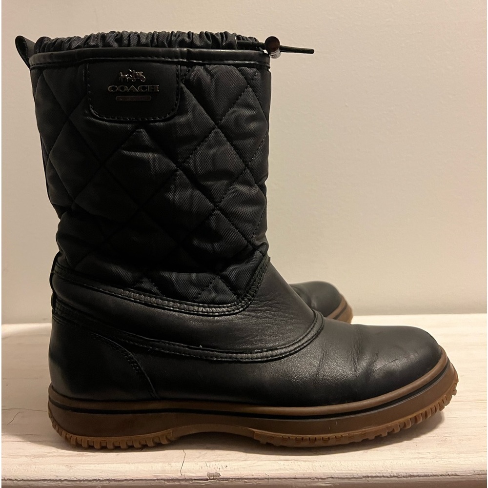 COACH quilted fleece lined winter boots in black!